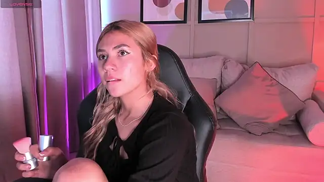 Chris Velvett online show from 03-25-26, 08:48