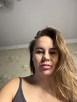 Snapshot of Ariya_888 chatting on 02-12-26, 07:47 Ariya 888 online show from 02-12-26, 07:47