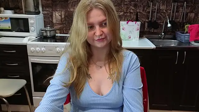 AnitaXVine online show from 06-03-26, 06:57