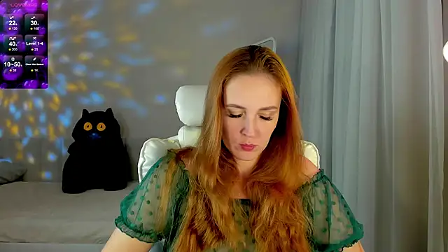 Snapshot of she_wolf chatting on 06-01-26, 02:41 she wolf online show from 06-01-26, 02:41