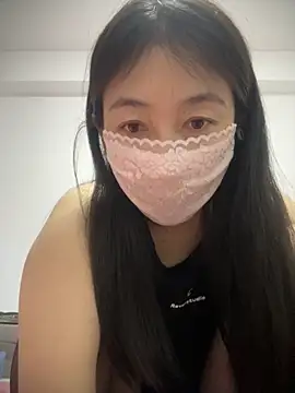 YaoYao-97 online show from 04-22-26, 03:09