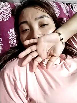 cute-shine online show from 04-04-26, 01:52