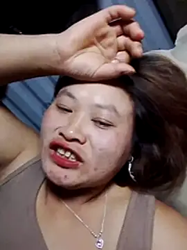 bany-lee online show from 04-12-26, 01:05