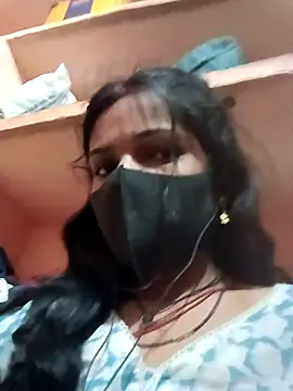 Snapshot of Desi_Couple_P chatting on 02-28-26, 01:28 Desi Couple P online show from 02-28-26, 01:28