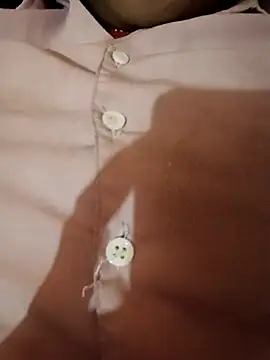 Snapshot of Desi_Couple_P chatting on 03-07-26, 04:37 Desi Couple P online show from 03-07-26, 04:37