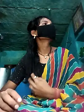 Snapshot of Desi_Couple_P chatting on 03-23-26, 11:42 Desi Couple P online show from 03-23-26, 11:42