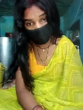 Snapshot of Desi_Couple_P chatting on 03-28-26, 02:33 Desi Couple P online show from 03-28-26, 02:33