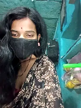Snapshot of Desi_Couple_P chatting on 04-04-26, 12:31 Desi Couple P online show from 04-04-26, 12:31