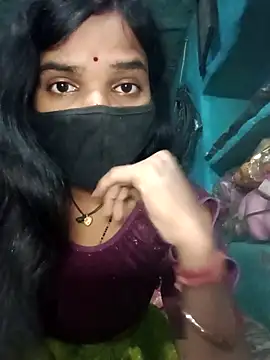 Snapshot of Desi_Couple_P chatting on 04-10-26, 12:38 Desi Couple P online show from 04-10-26, 12:38