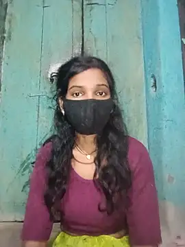 Snapshot of Desi_Couple_P chatting on 05-25-26, 12:27 Desi Couple P online show from 05-25-26, 12:27