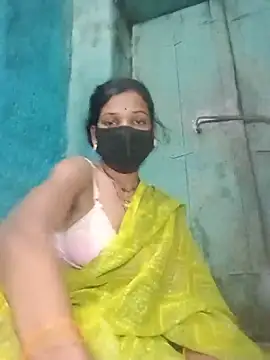 Snapshot of Desi_Couple_P chatting on 06-21-26, 11:51 Desi Couple P online show from 06-21-26, 11:51