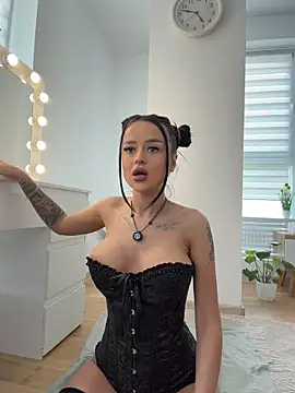 Katty Pery online show from 05-23-26, 01:48