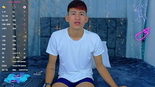 NicolasTorrez online show from 04-06-26, 07:31