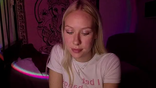 pureeangel online show from 04-09-26, 01:49