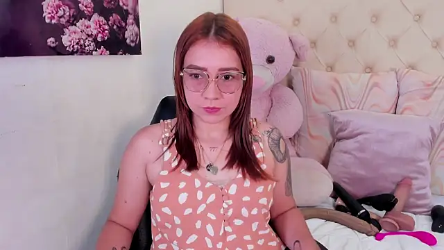 Snapshot of antonella_moon7 chatting on 06-29-26, 08:20 antonella moon7 online show from 06-29-26, 08:20