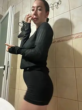 Snapshot of I_amSis chatting on 02-24-26, 08:23 I amSis online show from 02-24-26, 08:23