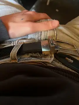 Snapshot of lechouilleur44 chatting on 04-06-26, 10:27 lechouilleur44 online show from 04-06-26, 10:27