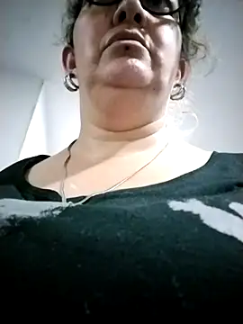  Saraqueen online show from 03-15-26, 12:05