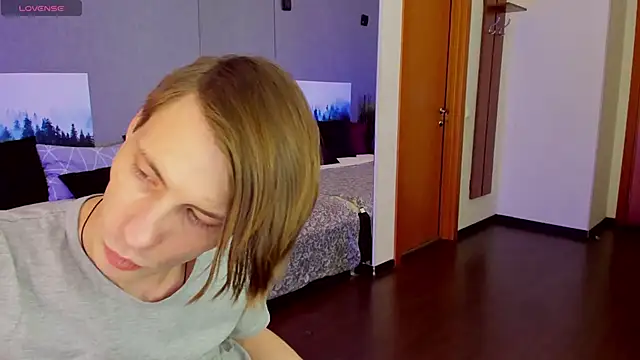 Snapshot of Erick_Wilson chatting on 03-13-25, 08:32 Erick Wilson online show from 03-13-25, 08:32