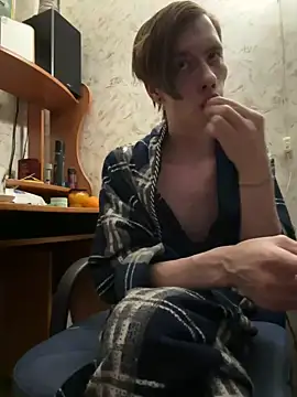 Snapshot of Erick_Wilson chatting on 03-22-25, 11:32 Erick Wilson online show from 03-22-25, 11:32