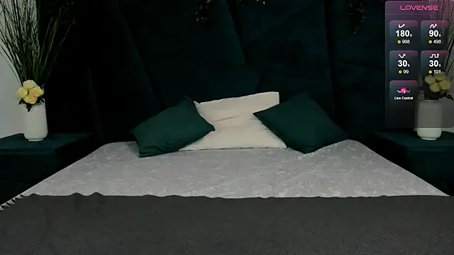 Snapshot of Erick_Wilson chatting on 11-17-25, 06:41 Erick Wilson online show from 11-17-25, 06:41