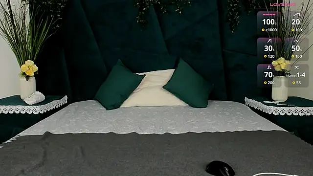 Snapshot of Erick_Wilson chatting on 12-03-25, 07:49 Erick Wilson online show from 12-03-25, 07:49