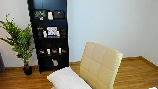 khloe starrr online show from 03-16-26, 01:48