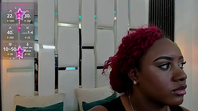 laia fisher  online show from 03-12-26, 05:08