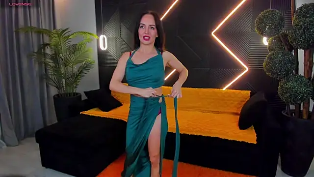 Shanita moon online show from 07-08-26, 03:49