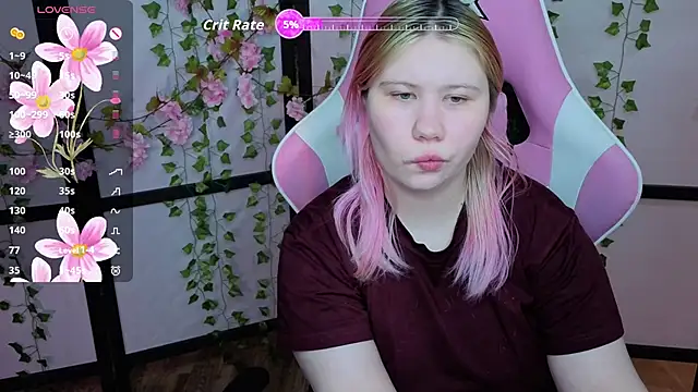 Snapshot of kitsune_little chatting on 05-10-26, 08:36 kitsune little online show from 05-10-26, 08:36