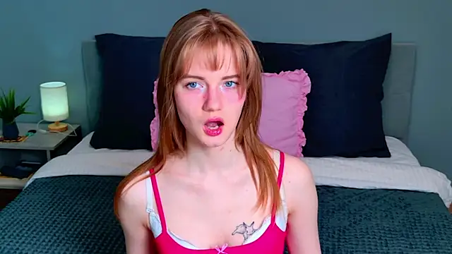 ElfieWhite online show from 05-25-26, 05:30