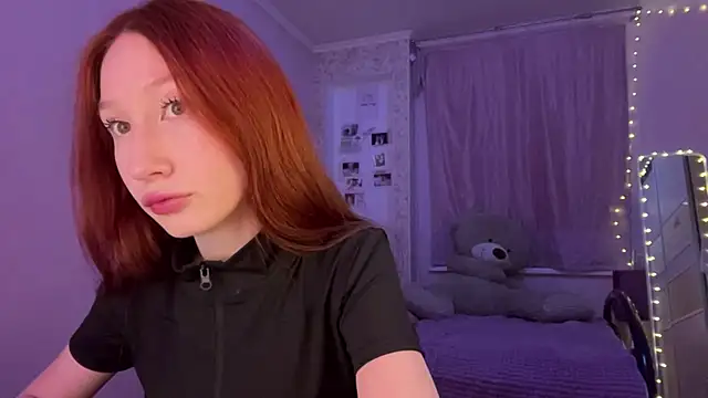 Snapshot of stella_foxi chatting on 02-26-26, 04:06 stella foxi online show from 02-26-26, 04:06