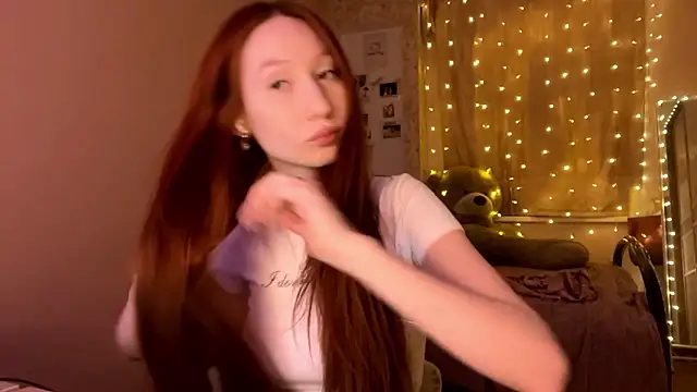 Snapshot of stella_foxi chatting on 03-01-26, 04:09 stella foxi online show from 03-01-26, 04:09