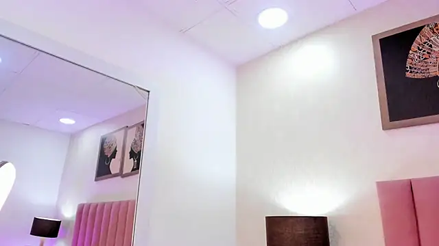 Snapshot of Rubi08_ chatting on 05-11-26, 02:45 Rubi08 online show from 05-11-26, 02:45