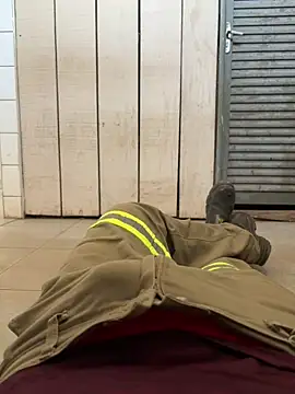 Nickysfd01 online show from 04-11-26, 02:21