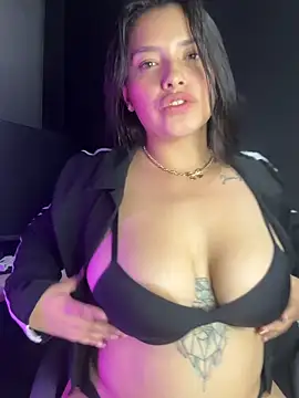 Miss Bella Flame online show from 05-20-26, 12:50
