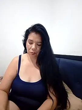 Victoria42 online show from 04-22-26, 07:26