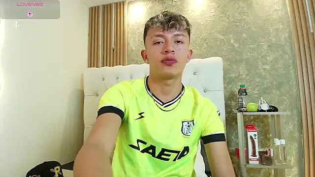 Dark Nico online show from 04-11-26, 04:06