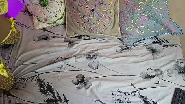 BySabrina online show from 07-28-26, 01:21