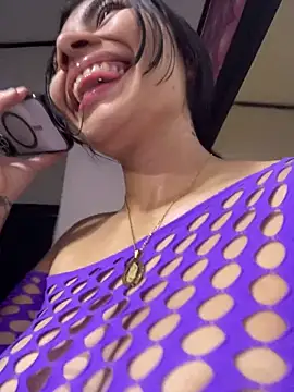 Snapshot of eimmy__skinny chatting on 04-30-26, 07:42 eimmy skinny online show from 04-30-26, 07:42