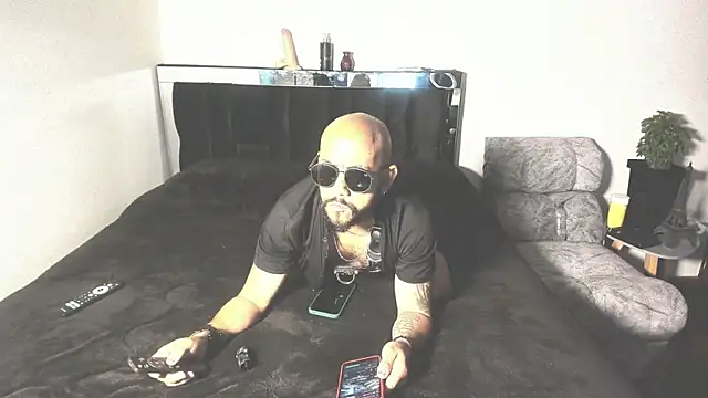 King bear 25 online show from 02-23-26, 11:40