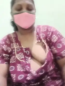 Snapshot of tamilkaviya431 chatting on 06-03-26, 12:02 tamilkaviya431 online show from 06-03-26, 12:02