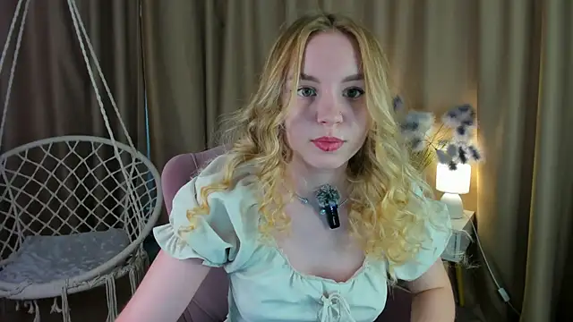 Linda  Bloom online show from 06-25-26, 12:43