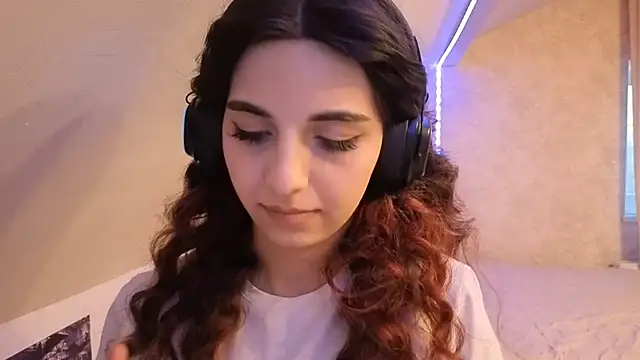 Blissmissataeses online show from 02-16-26, 11:39