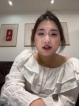 Snapshot of HHll7796 chatting on 02-23-26, 01:52 HHll7796 online show from 02-23-26, 01:52