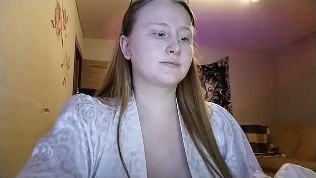 AnikaLipps online show from 03-07-26, 04:42