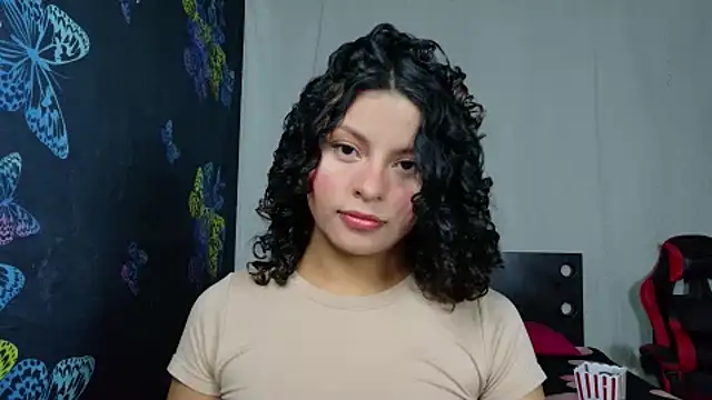 Luuu19 online show from 07-05-26, 01:34