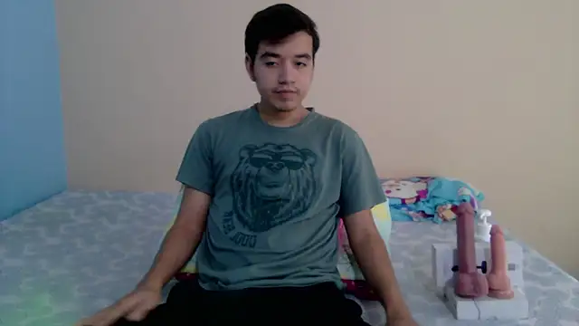 Snapshot of IronDante chatting on 05-12-26, 12:13 IronDante online show from 05-12-26, 12:13