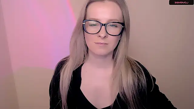 AnnePeach online show from 04-15-26, 03:41