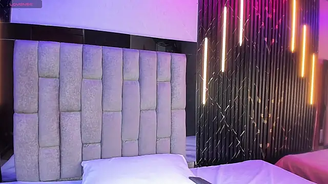 CamilaParisi online show from 04-20-26, 11:57